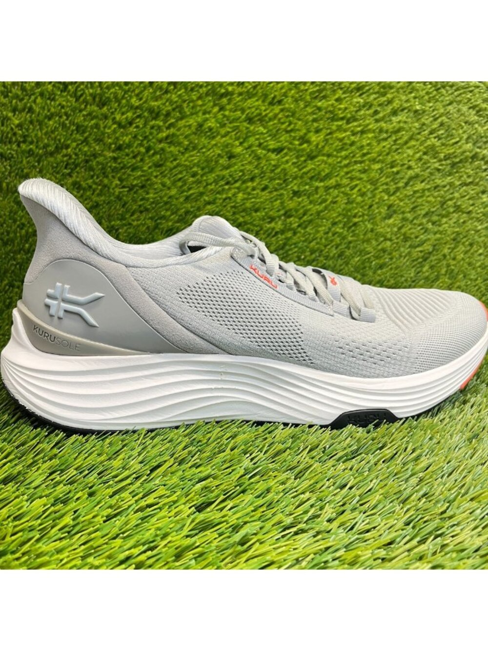 Kuru Atom 2 Mens Size 12.5 Gray White Athletic Running Walking Shoes Sneakers